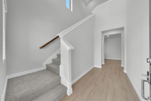 Photo - 305 Millwood Rd