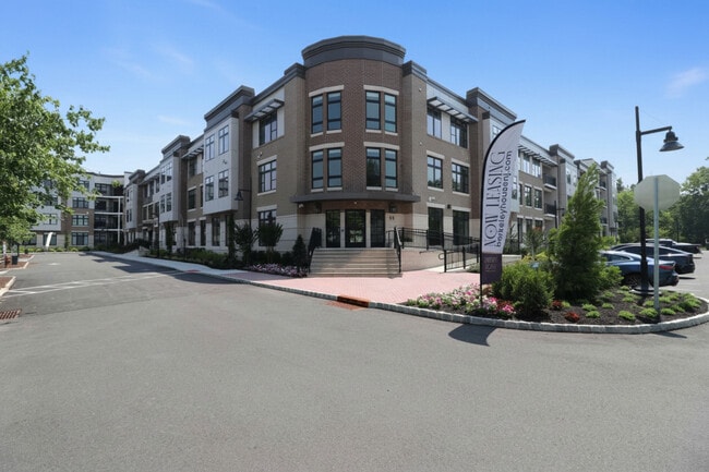 Berkeley House apartments — community photo