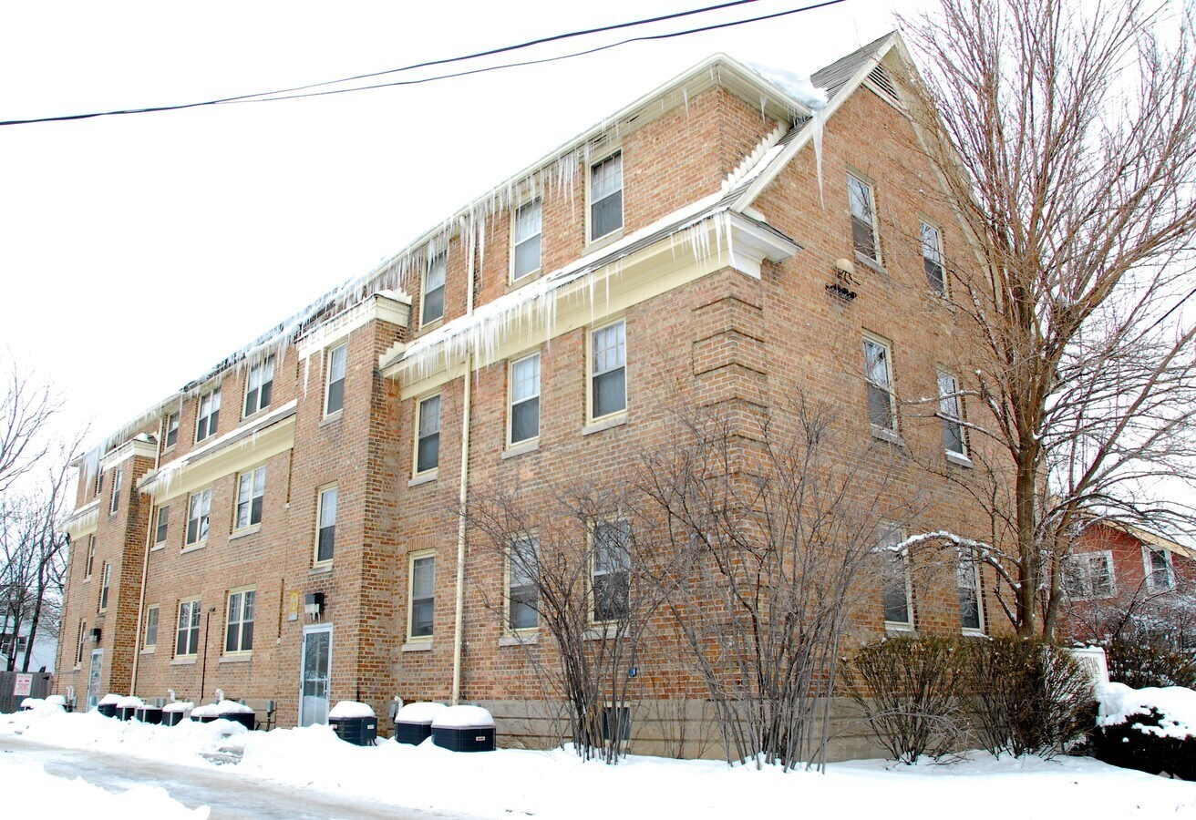 Photo - Victory Arms Apartment