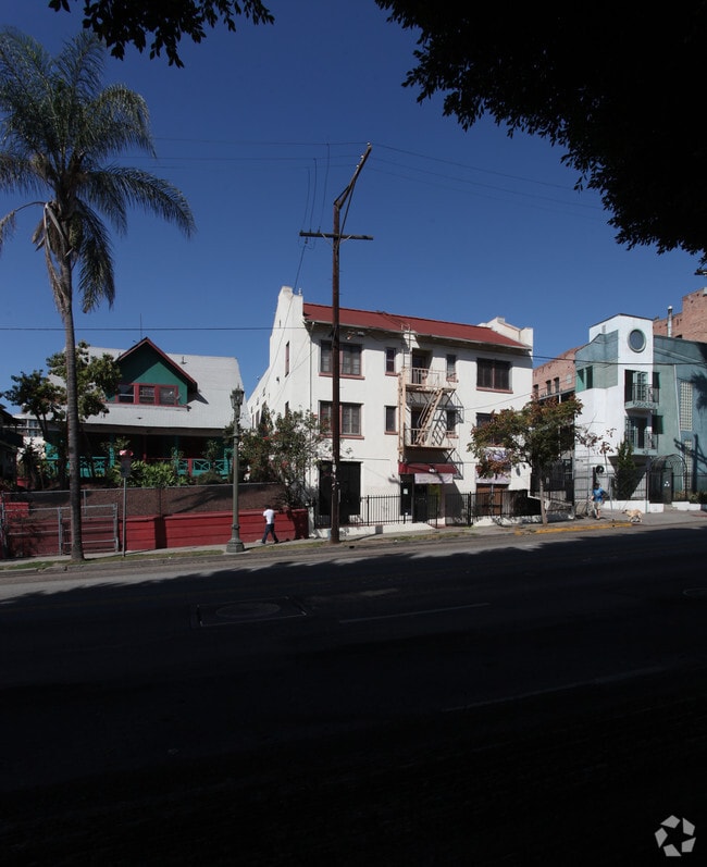 409 S Alvarado St Street View 2