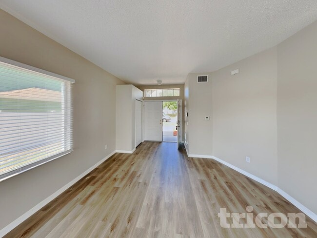 Photo - 12603 Longcrest Dr