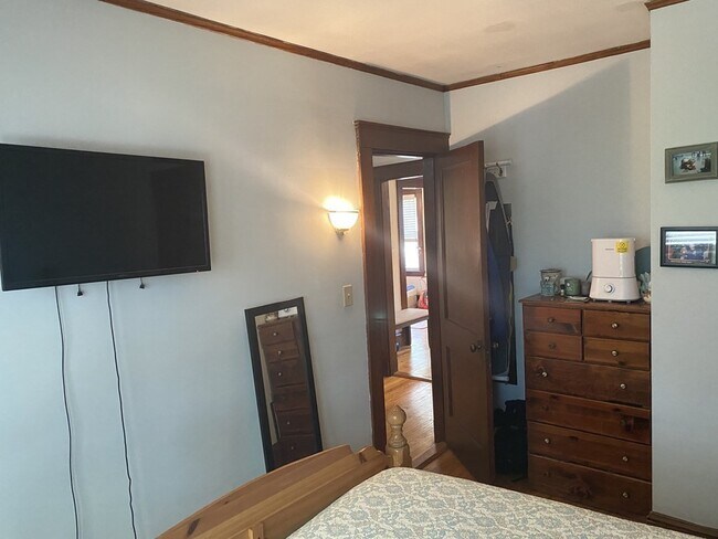 Photo - 264 Robbins St Unit B