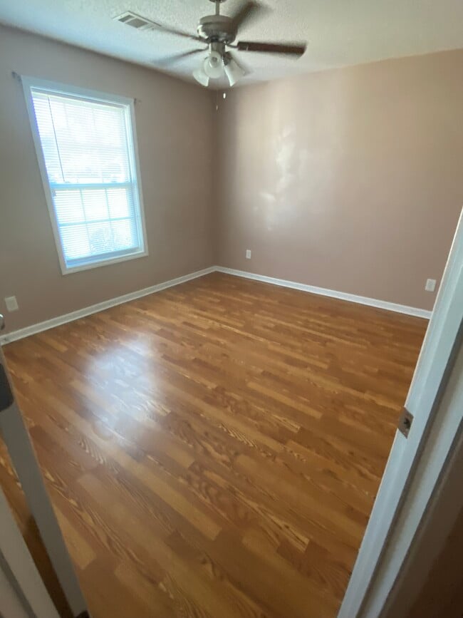 Photo - 1622 Phillipsburg Dr