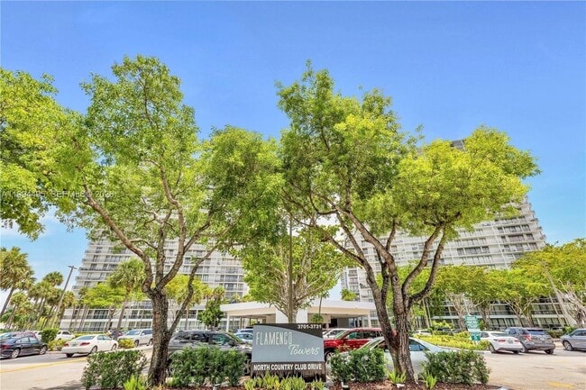 Photo - 3701 N Country Club Dr Unidad 1505