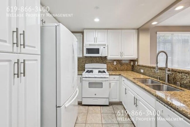 782 Anchor Cove