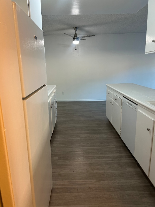 Photo - 10200 De Soto Ave Unit 109