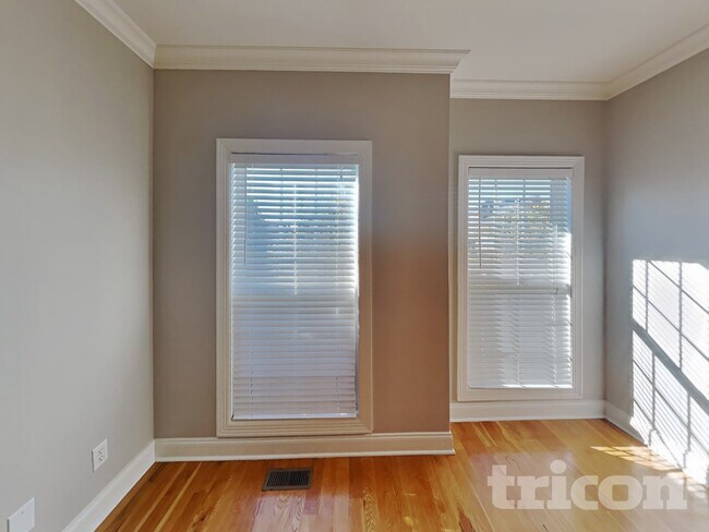 Photo - 3228 Genoa Dr