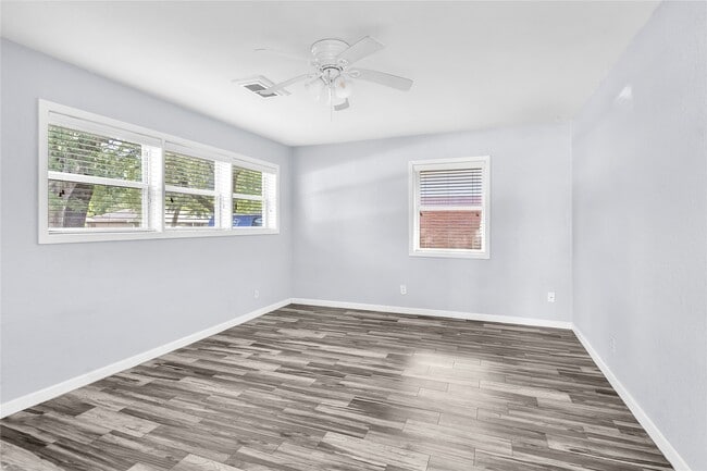 Photo - 2802 Greenbriar St