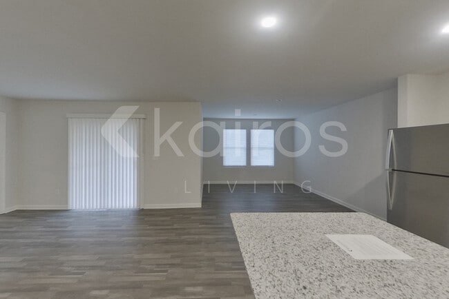 Photo - 100 Rock Run Trl