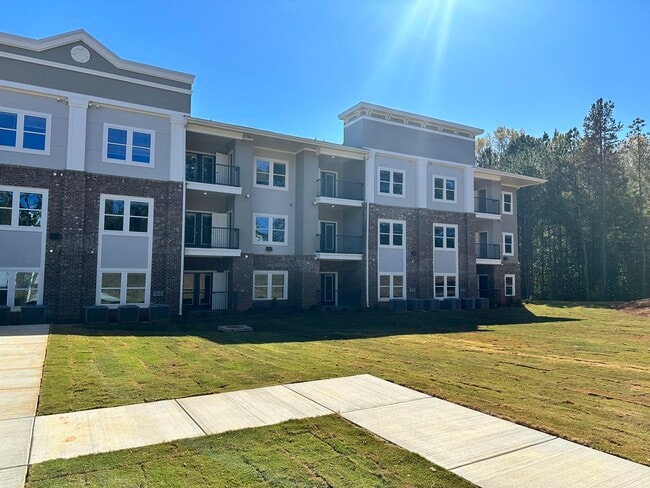 The Kenyon at Cross Creek