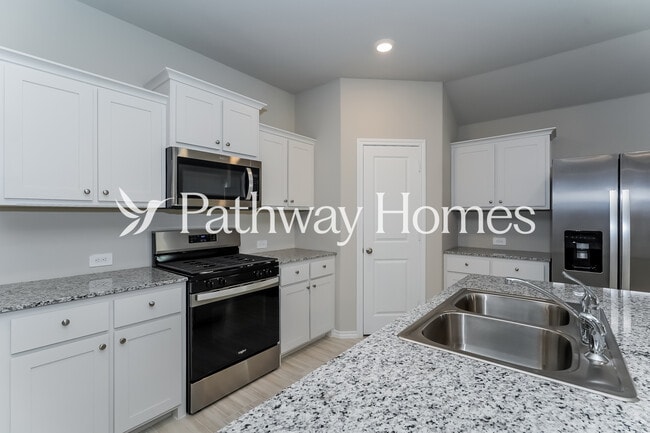 Photo - 8432 Hollymead Ln