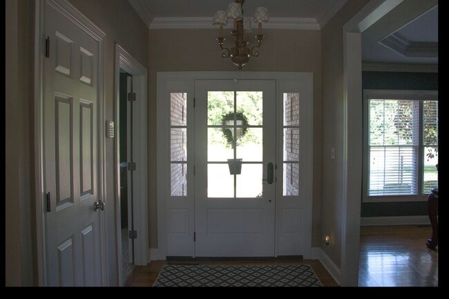 Photo - 1834 Deerhaven Ln