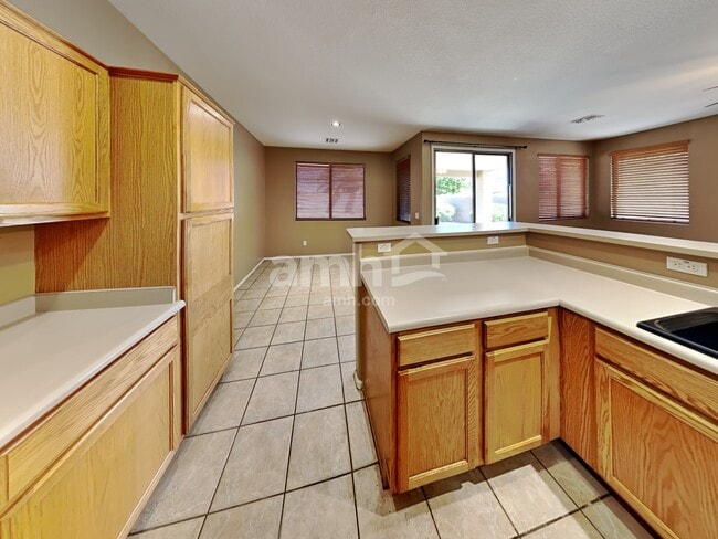 Photo - 2150 E Bellerive Pl