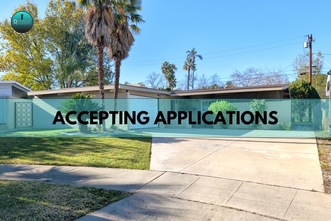 Building Photo - Mid-Century Modern Beauty with Spacious Backyard