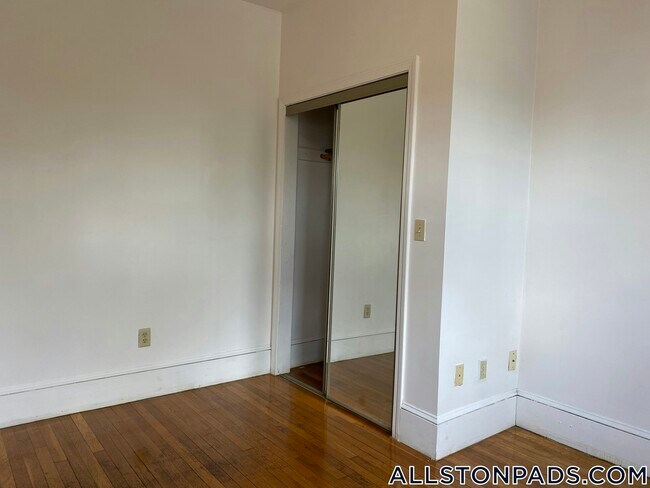 Photo - 1254 Commonwealth Ave Unidad 7