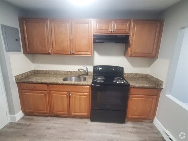 Building Photo - 760 Cummins Hwy Unit 8 Rental