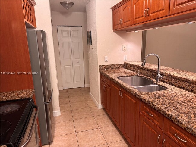 Photo - 10610 SW 158th Ct Unit 304
