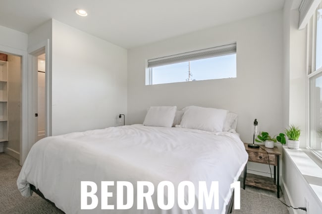 Photo - 3044 Speer Blvd