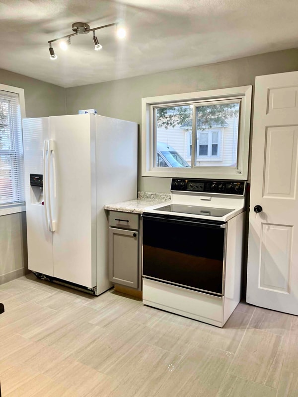 Photo - 1005 N State St Unit Lower