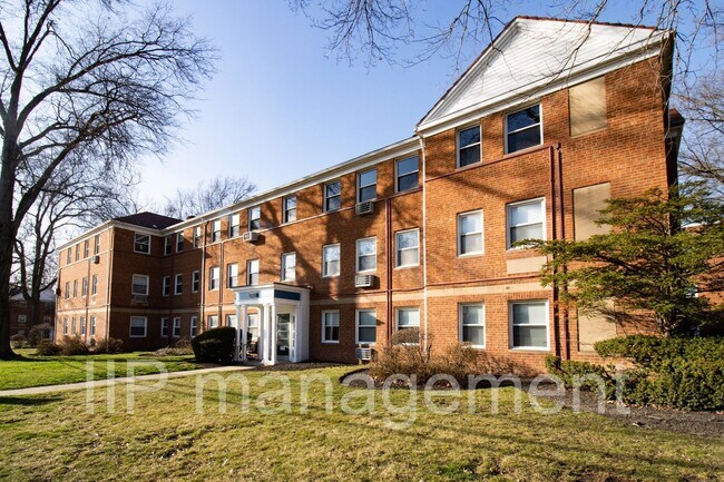 Spacious 2 BR 1BA Condo in South Euclid - ... - Spacious 2 BR 1BA Condo in South Euclid - ...