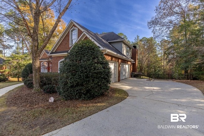 7316 Northbrook Cir