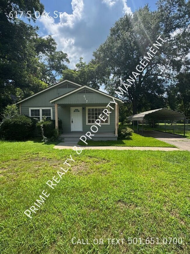 Photo - 617 S Oak St House