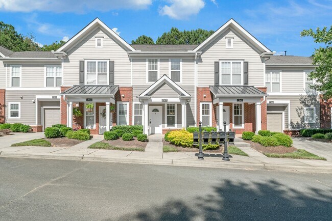 2 Bedroom Townhome in Ballantyne! - 2 Bedroom Townhome in Ballantyne!