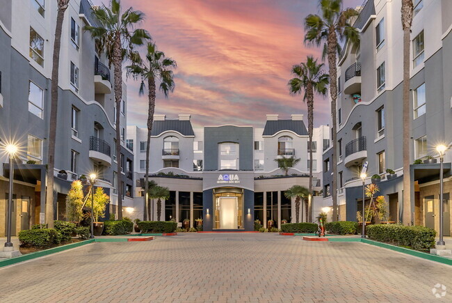 Building Photo - Aqua at Marina del Rey Rental