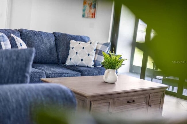 Photo - 1638 Saddlewood Cir