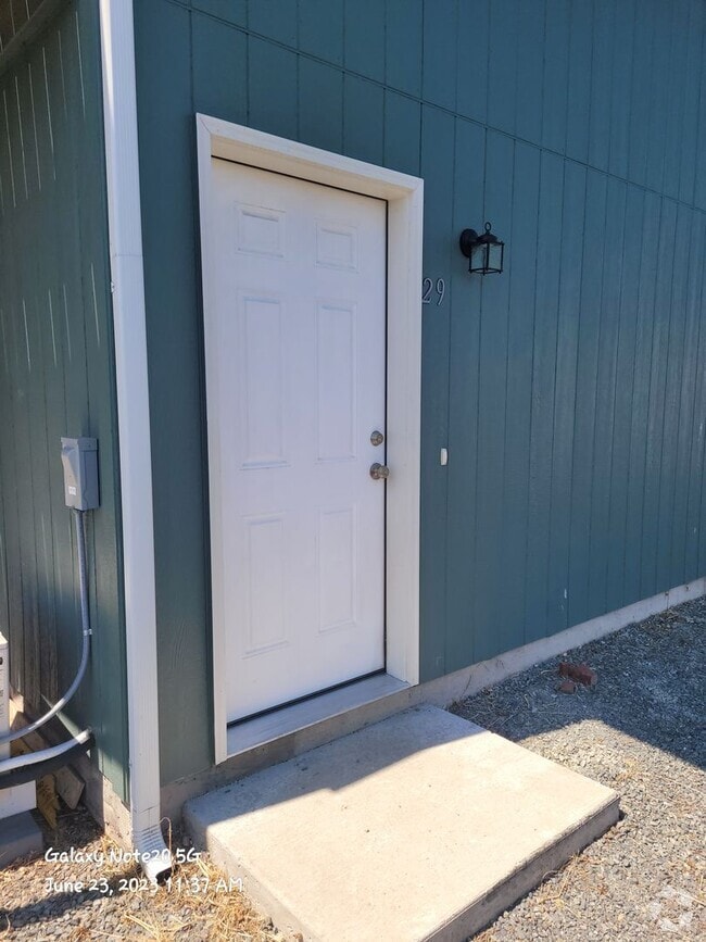 Building Photo - Wagner Creek Estates Unit Wagner Creek Estates #29 Rental