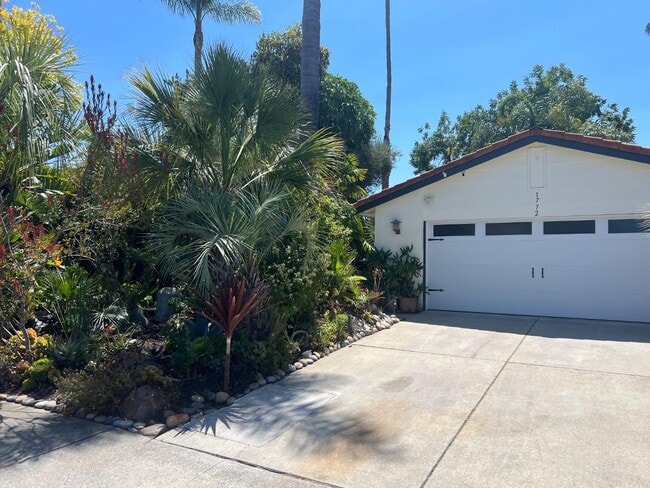 Building Photo - 1772 Cheney Dr Rental