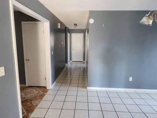 Photo - 413 S Fulton St