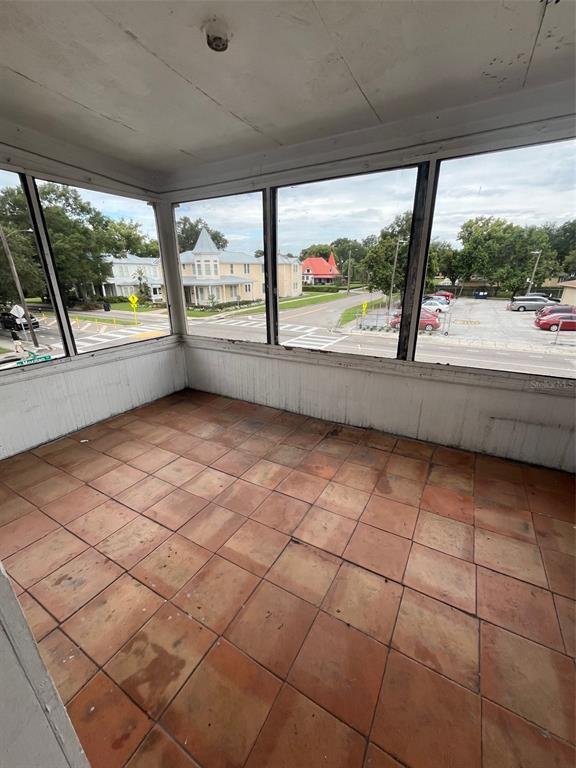 Photo - 301 E Palm Ave Unit B