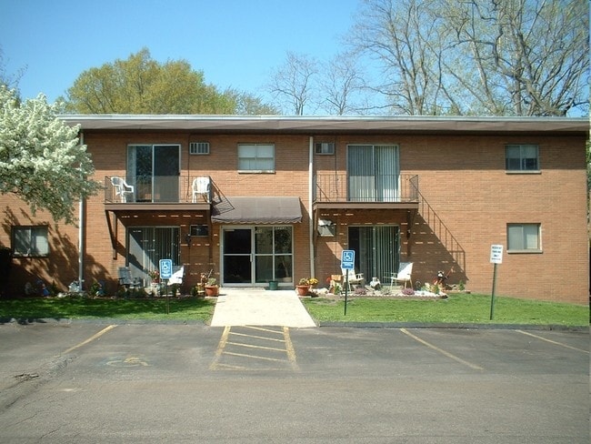 Sunset Ridge Apartments - Sunset Ridge Apartments