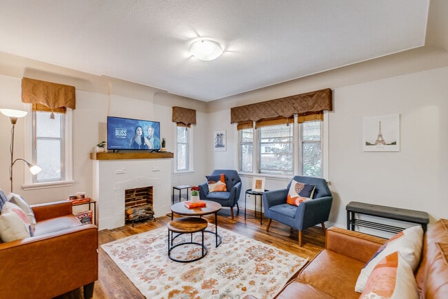 Photo - 12236-12286 86 St NW Unit SI ID1564622P