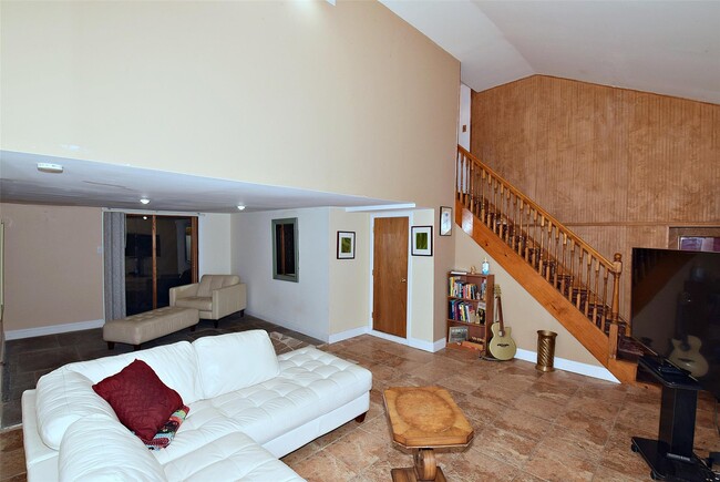 Photo - 4941 NY-52 Apartamento Unidad 1