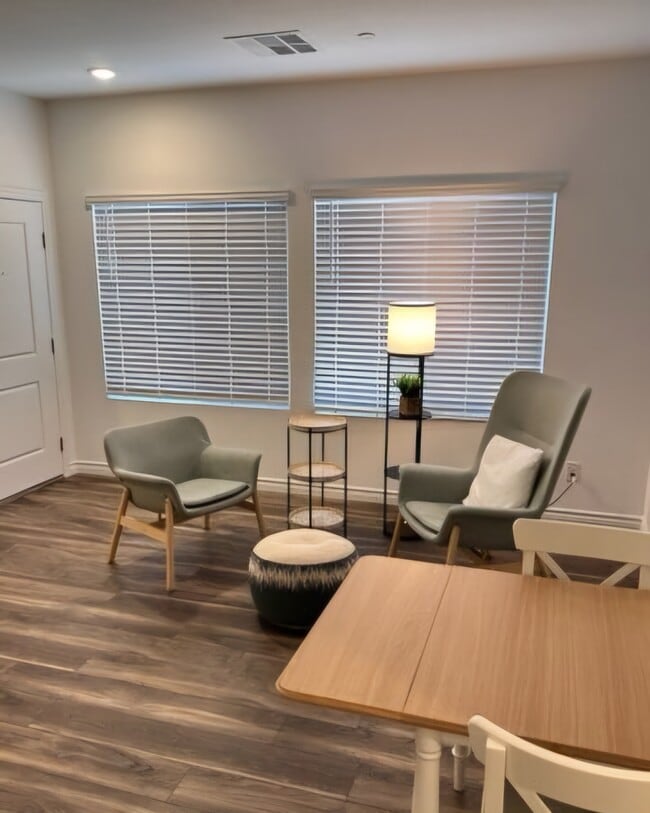 Photo - 3746 Etendre Ct Unidad Etendre