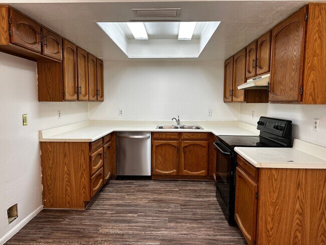 Photo - Sunridge patio homes / Alma School & Guada...