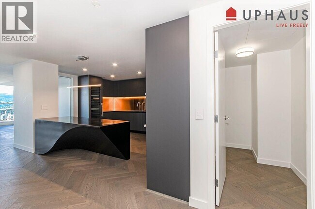 Photo - 1480 Howe St Unit 5102