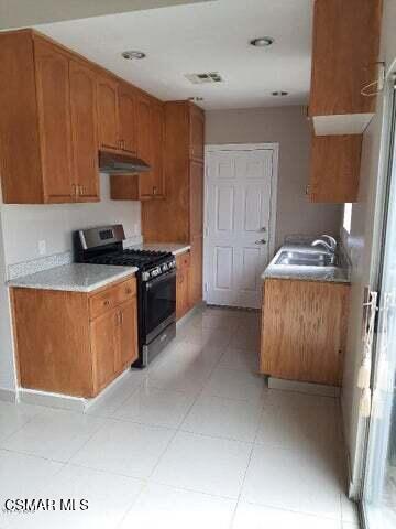 Photo - 7337 Balboa Blvd