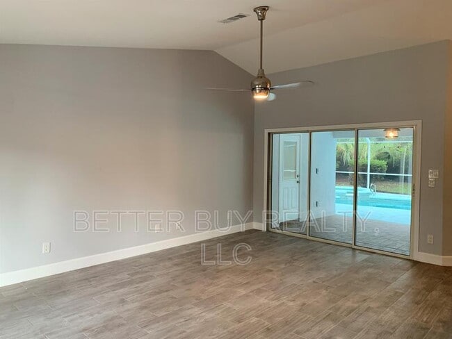 Photo - 8 Egret Trail