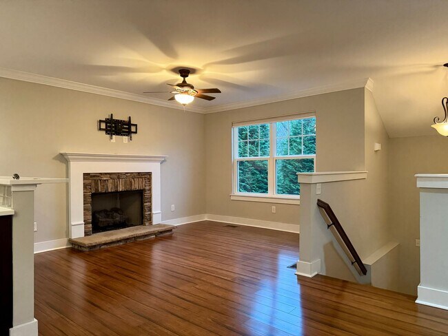 Photo - 6477 Olin Ln