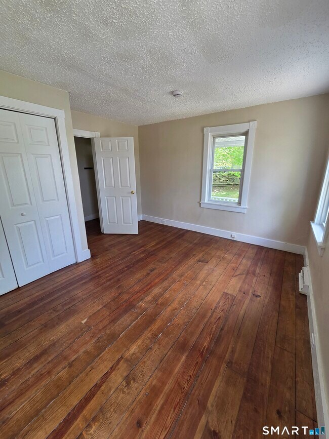 Photo - 22 Lakeview St Unit 1