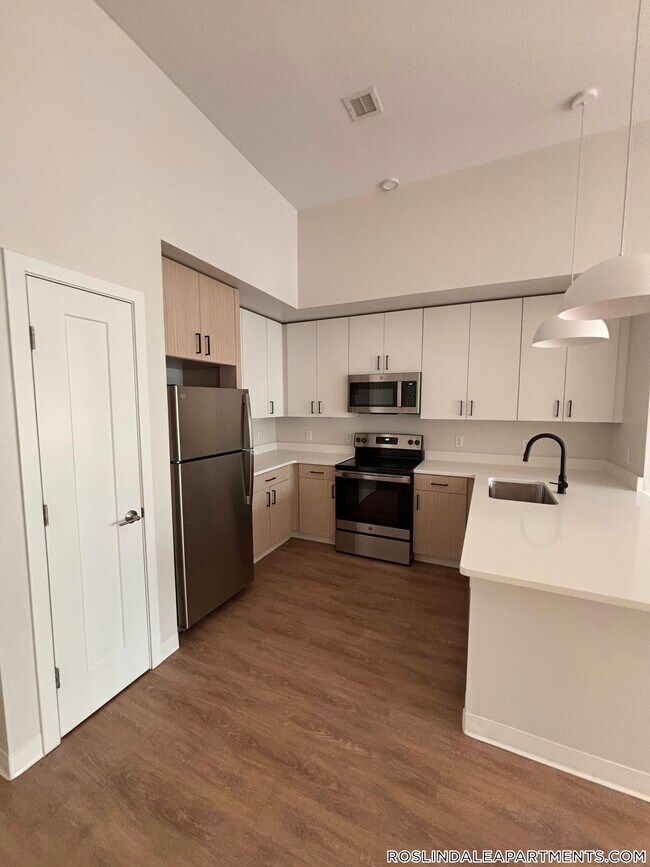 Building Photo - 289 Walk Hill St Unit 116
