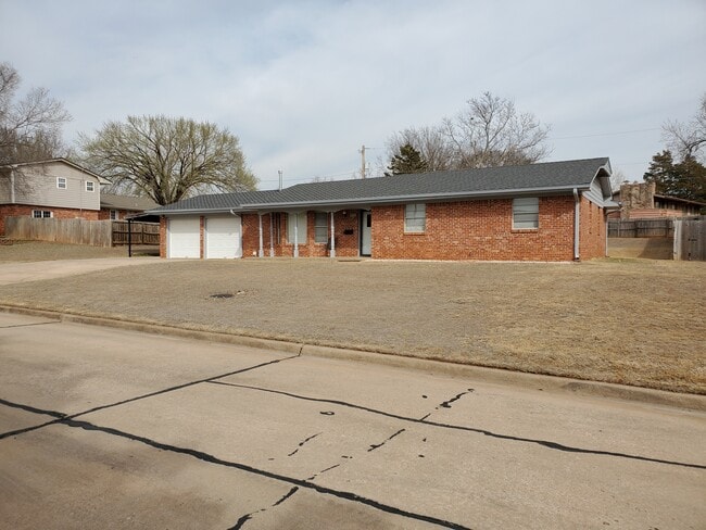 Photo - 2819 N Lincoln St