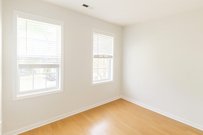 Building Photo - 2200 Mountain Mist Ct