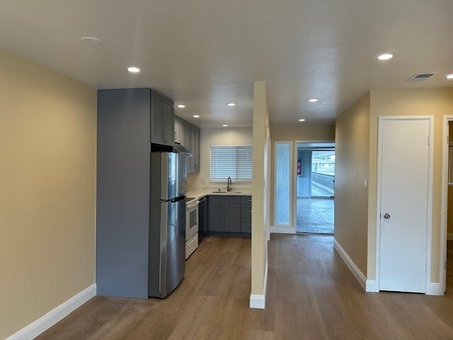 Photo - 2977 S Norfolk St Unit 209