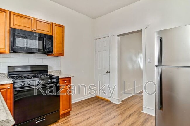 Photo - 4808 N Franklin St