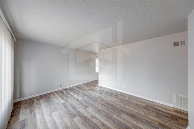 Photo - 3621 Beasley Dr