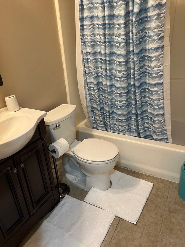 Photo - 700 Windsong Cir